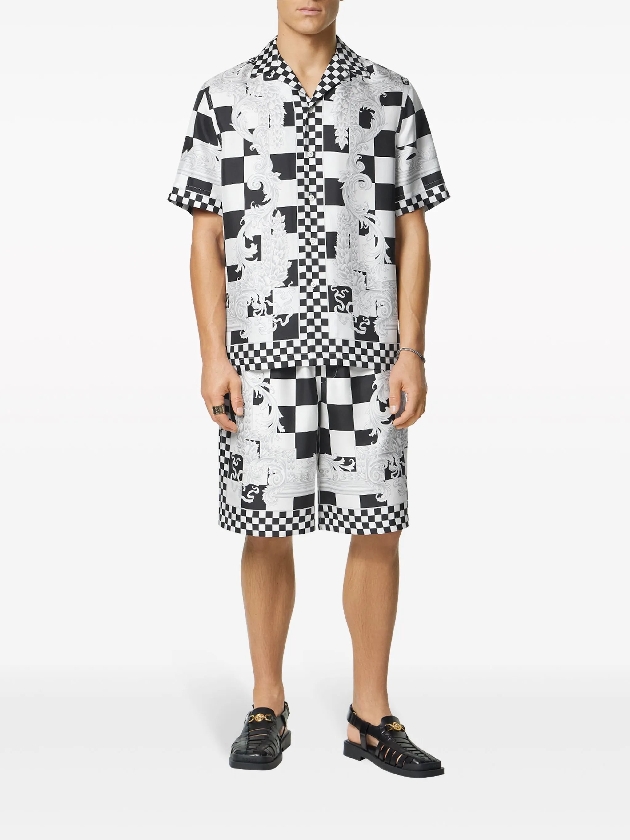 Checked shorts with Barocco print