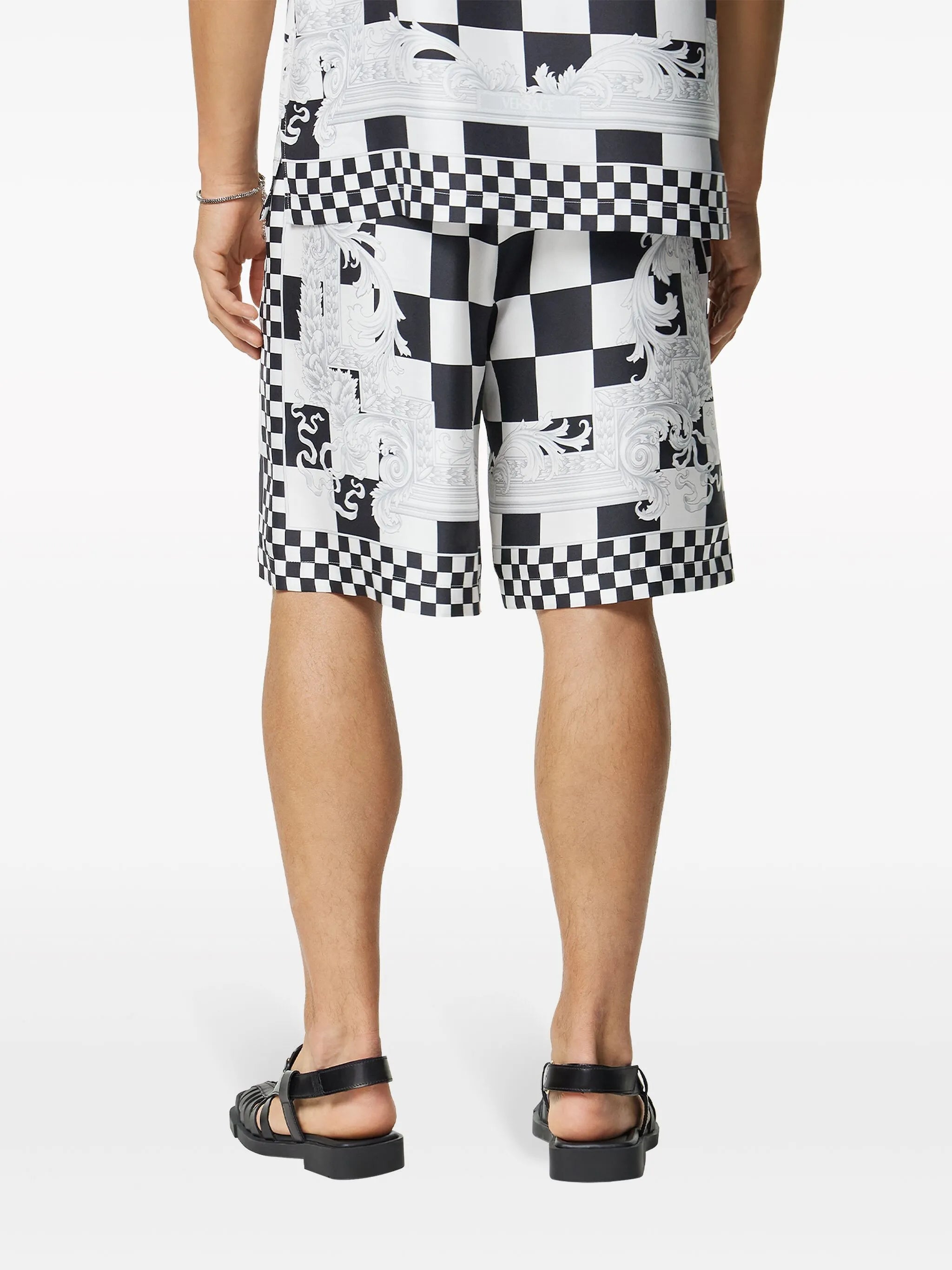 Checked shorts with Barocco print