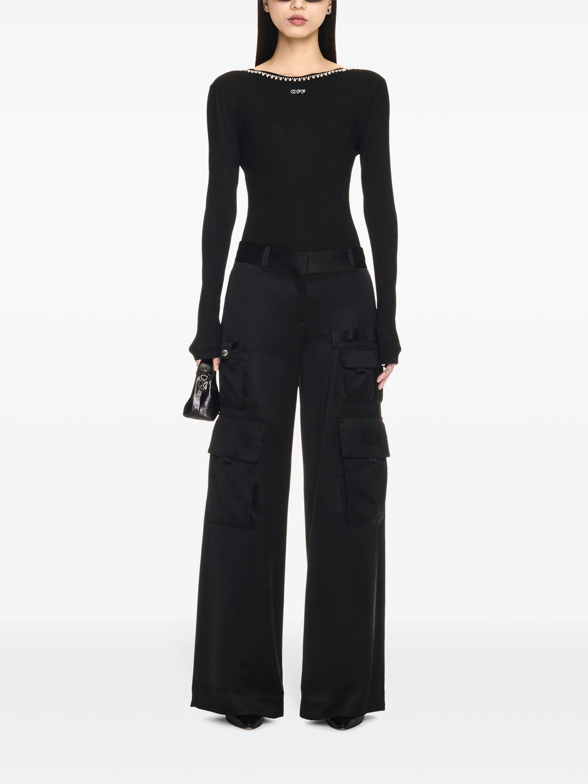 Tílko s logem vyšitým