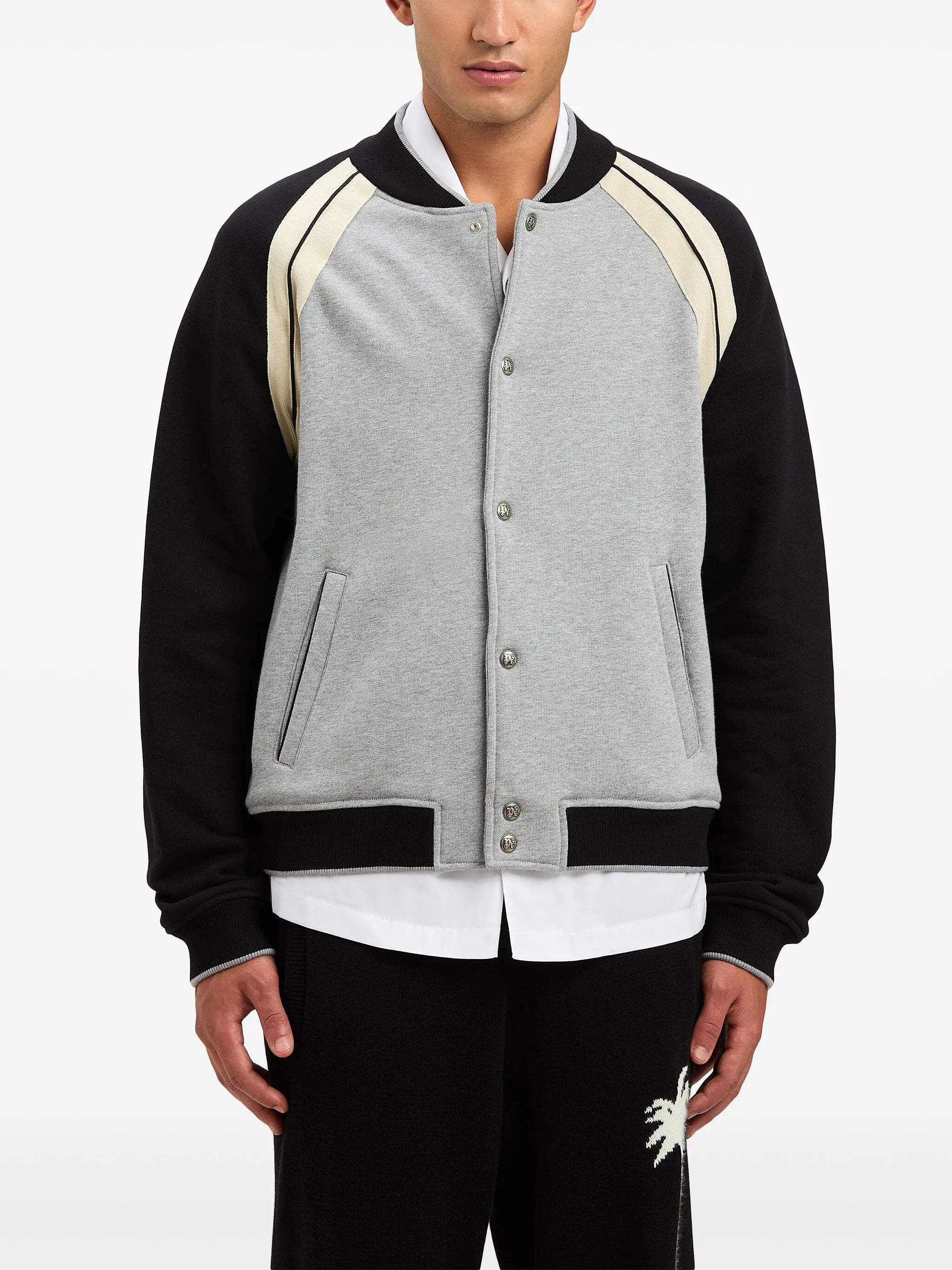 Kolejní bunda s potiskem loga