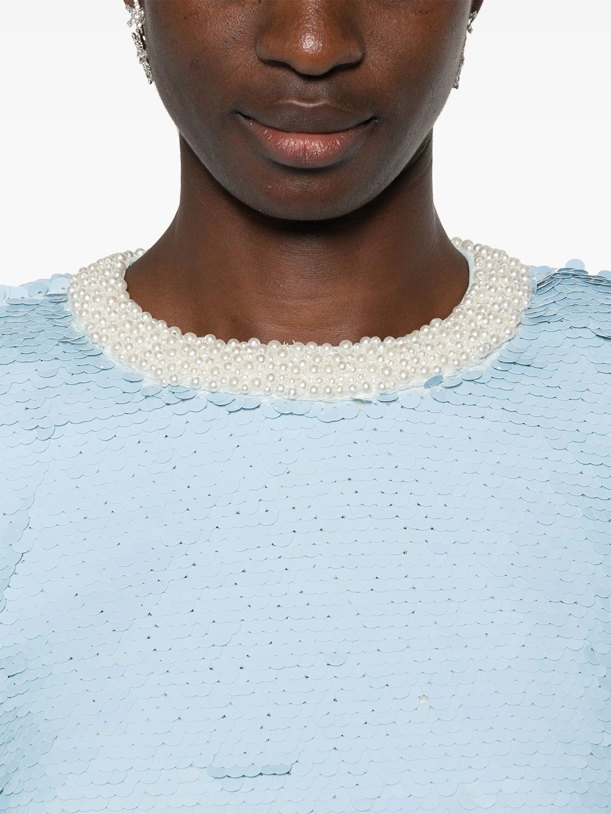 Minišaty s flitrami