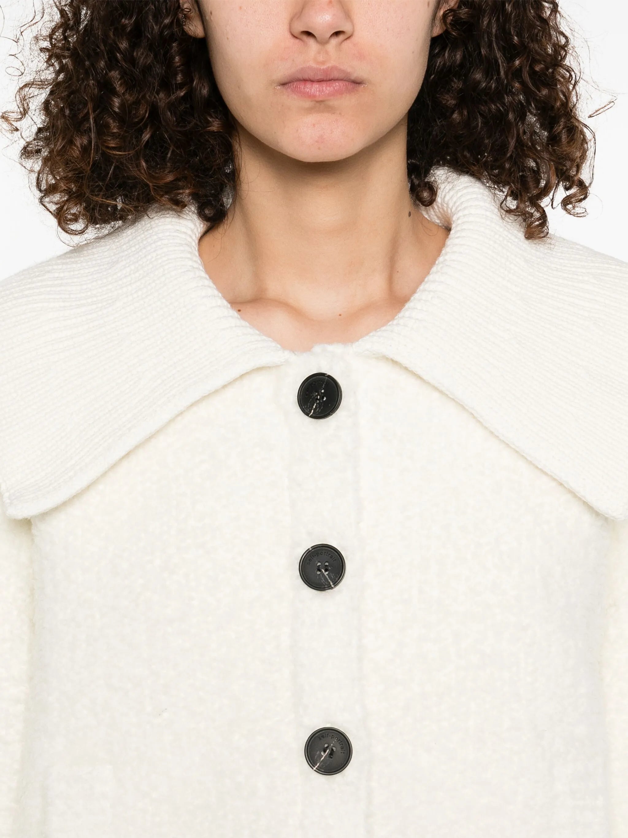 Coarsely knitted cardigan