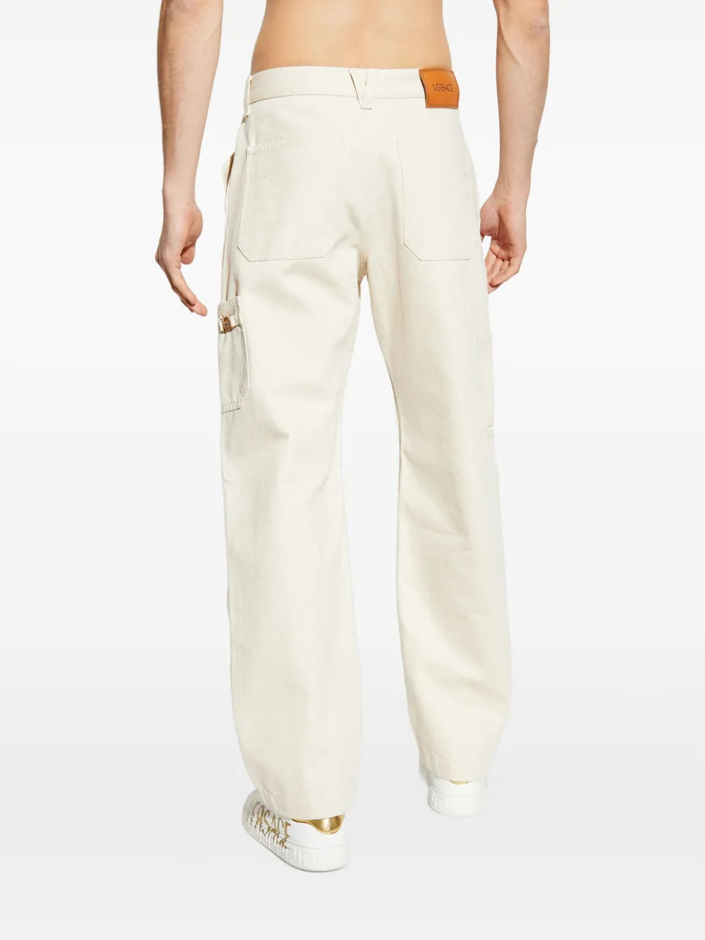 Utility pants with logo patch