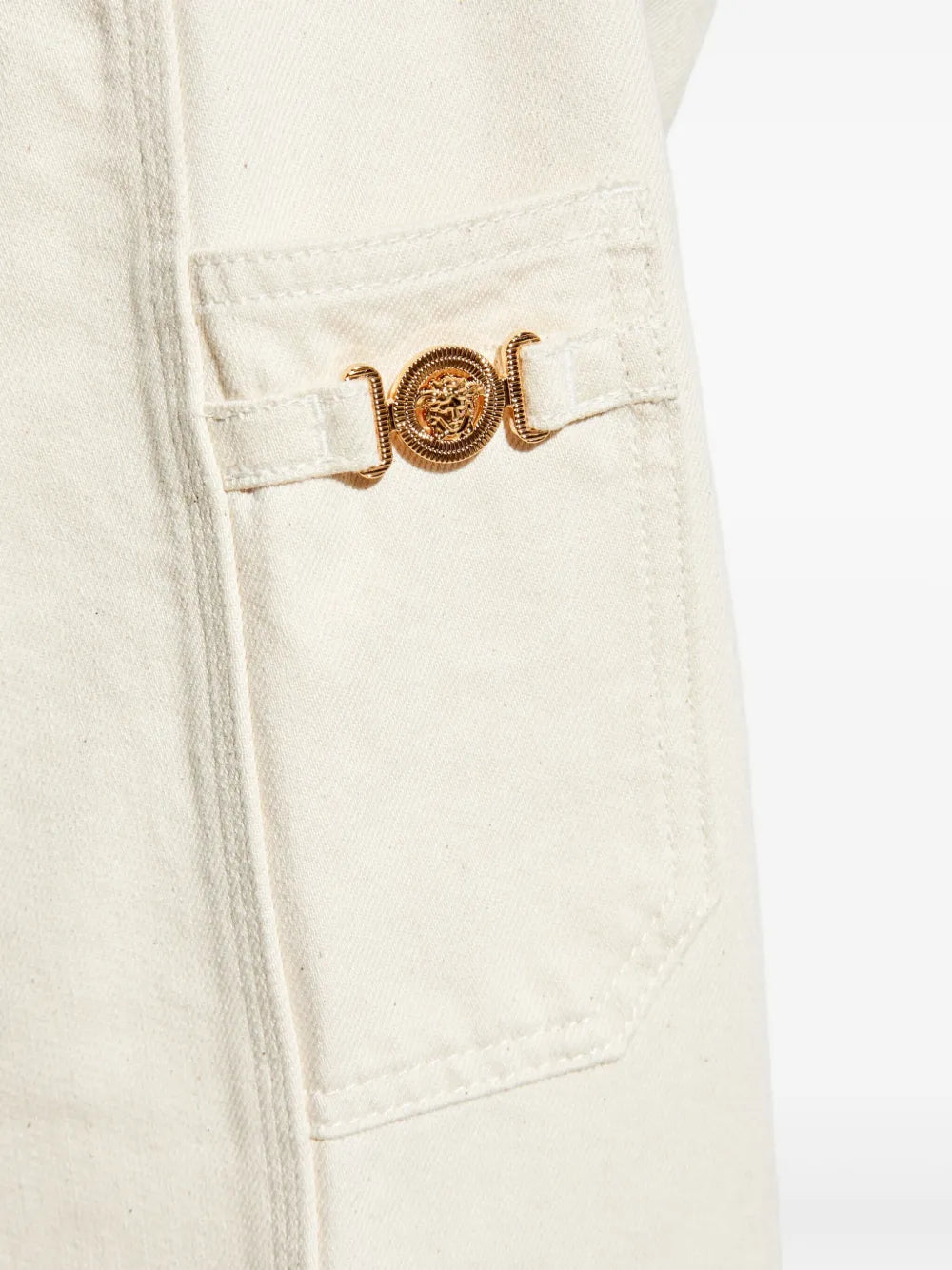 Utility pants with logo patch