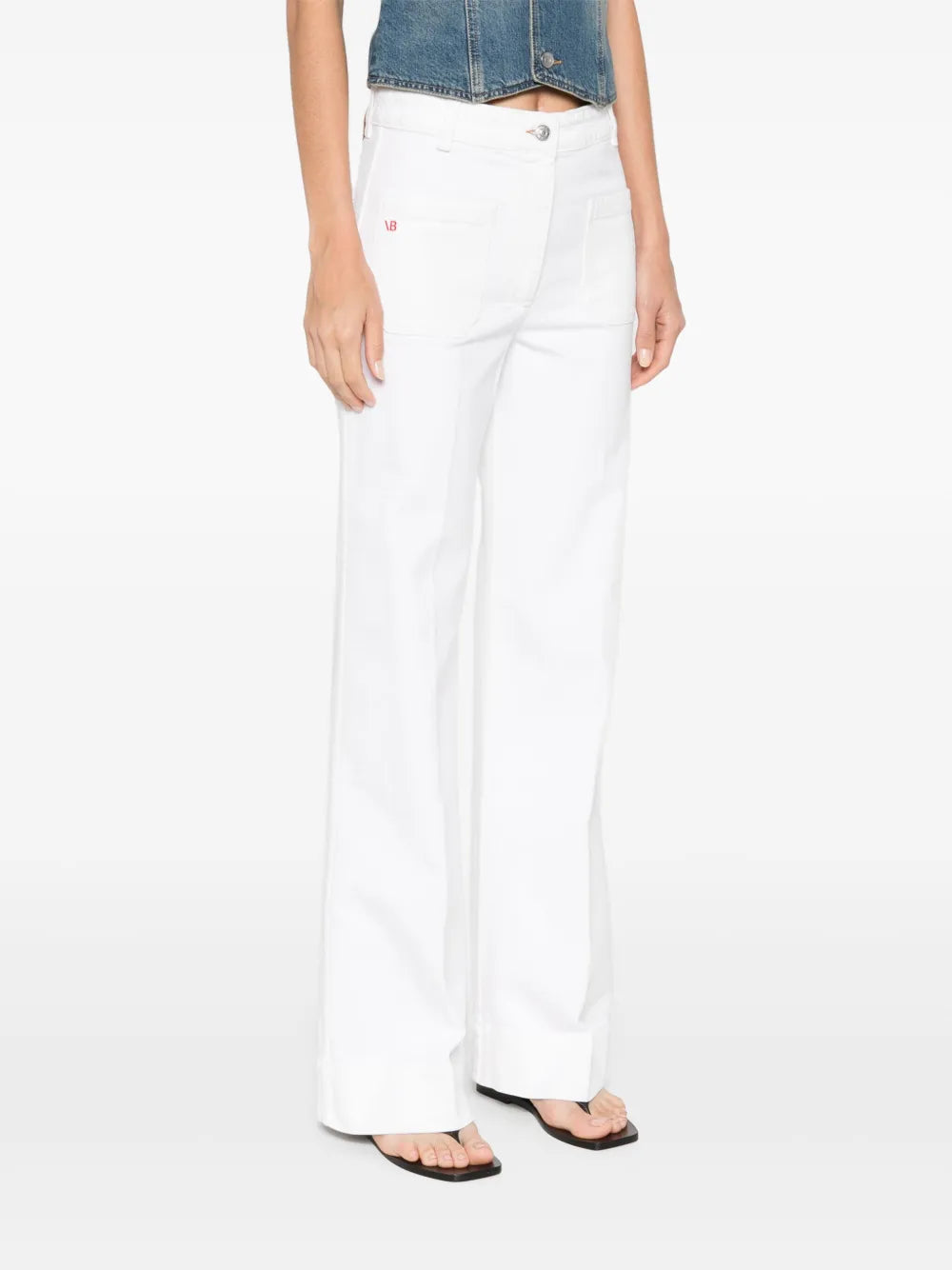 Džínsy s detailom loga