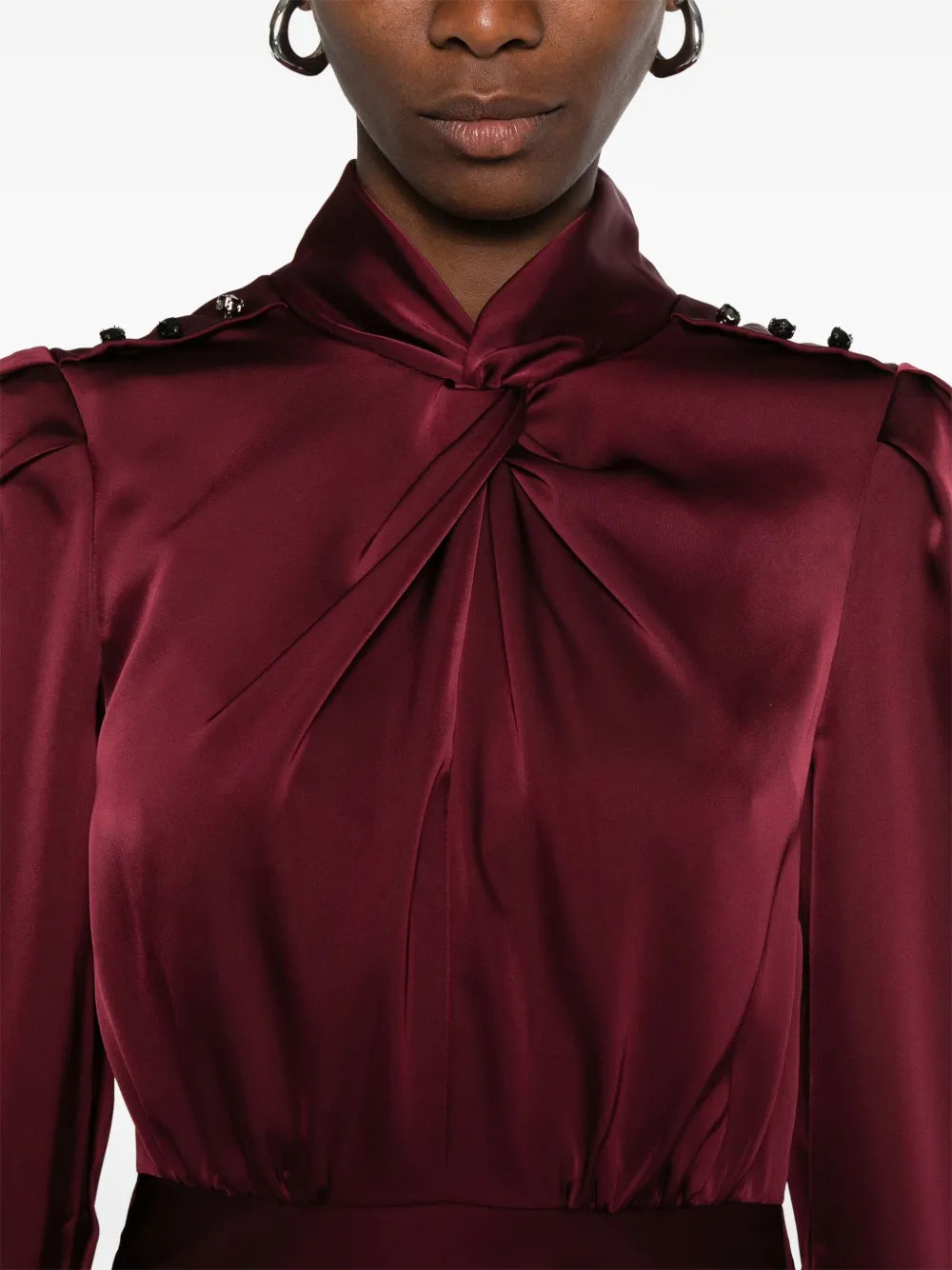 Zviazané midi šaty