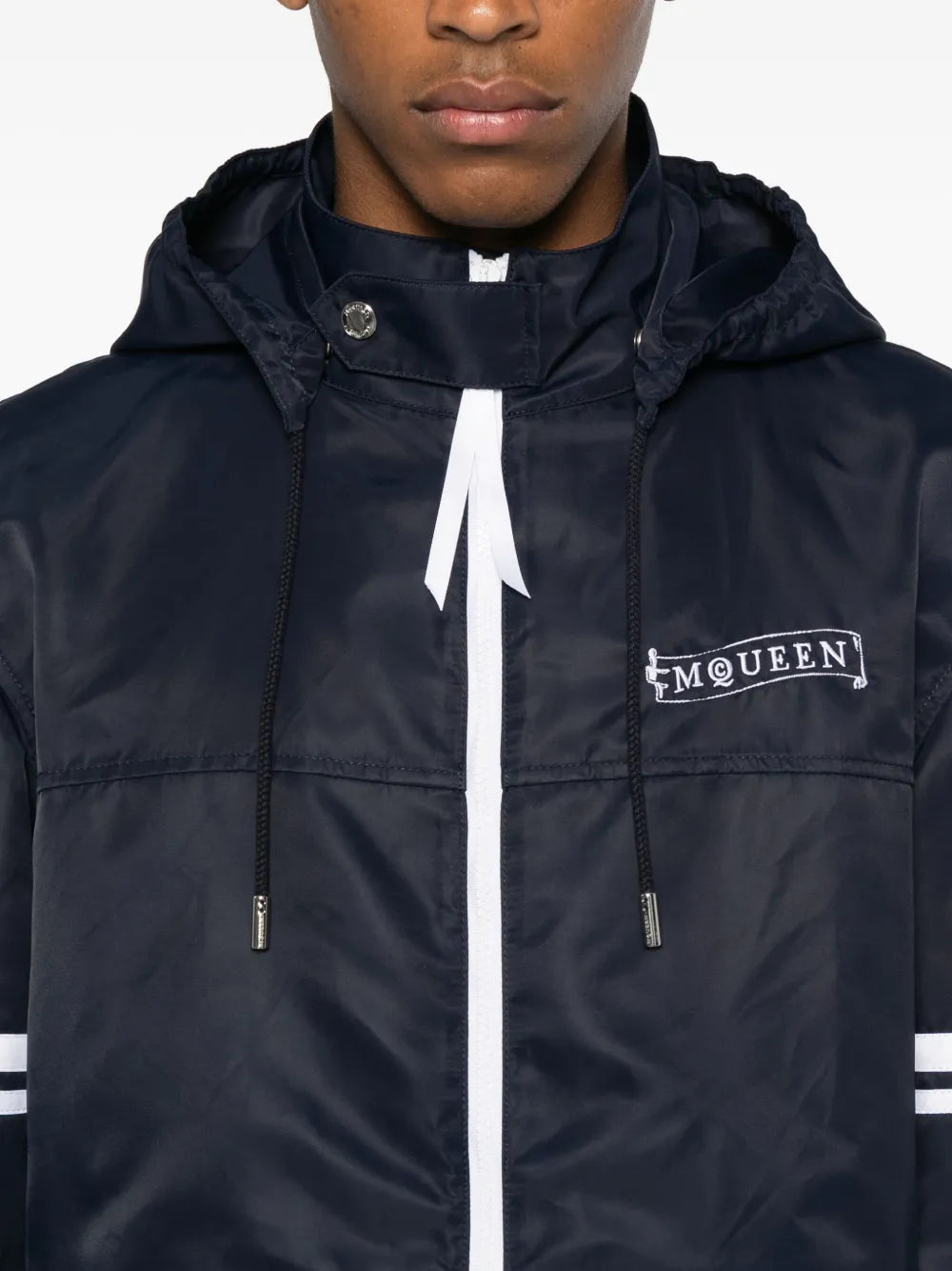 Hoodie with stripe decoration
