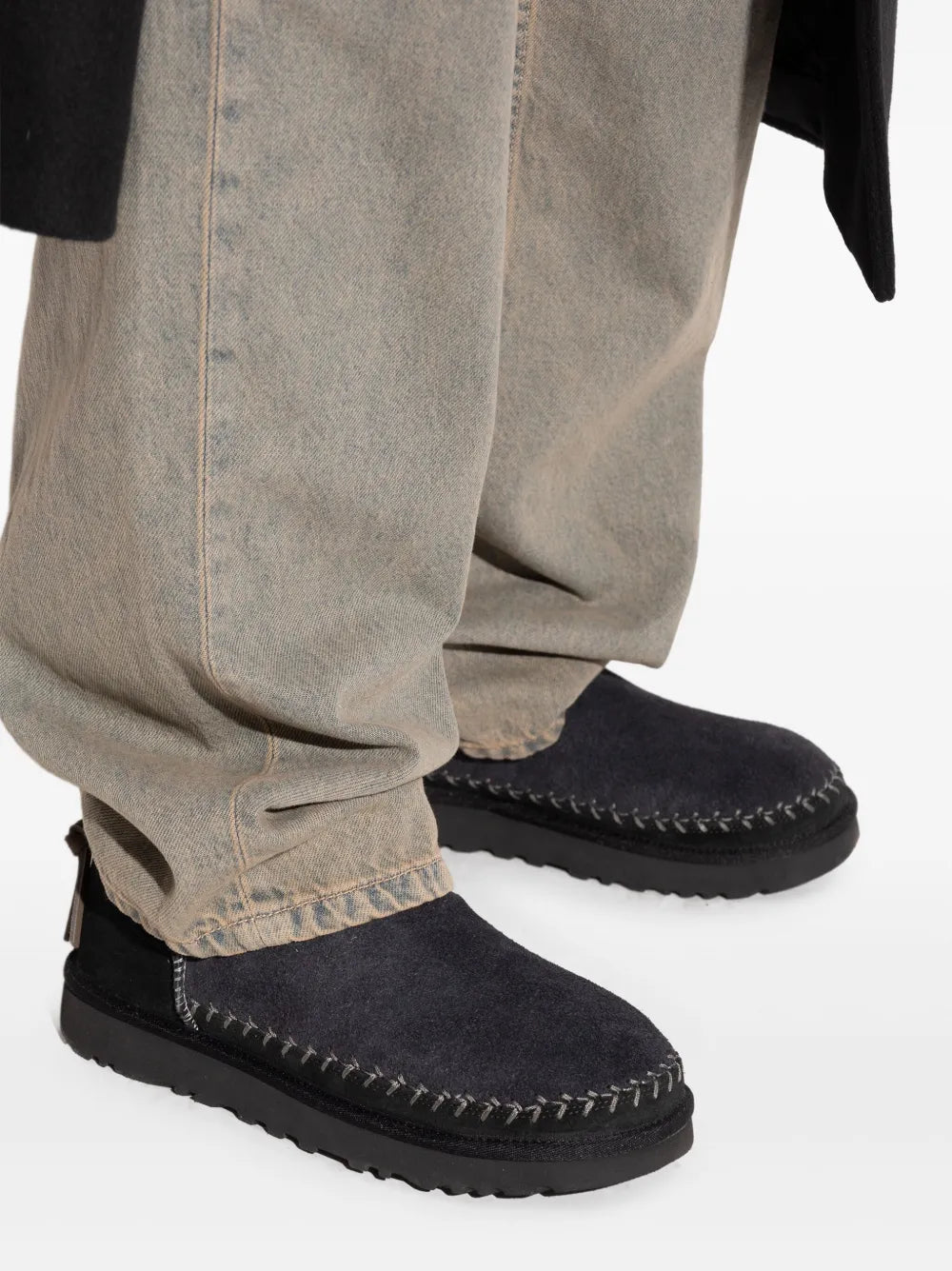 Classic Ultra Mini Biarritz čižmy s pleteným detailom