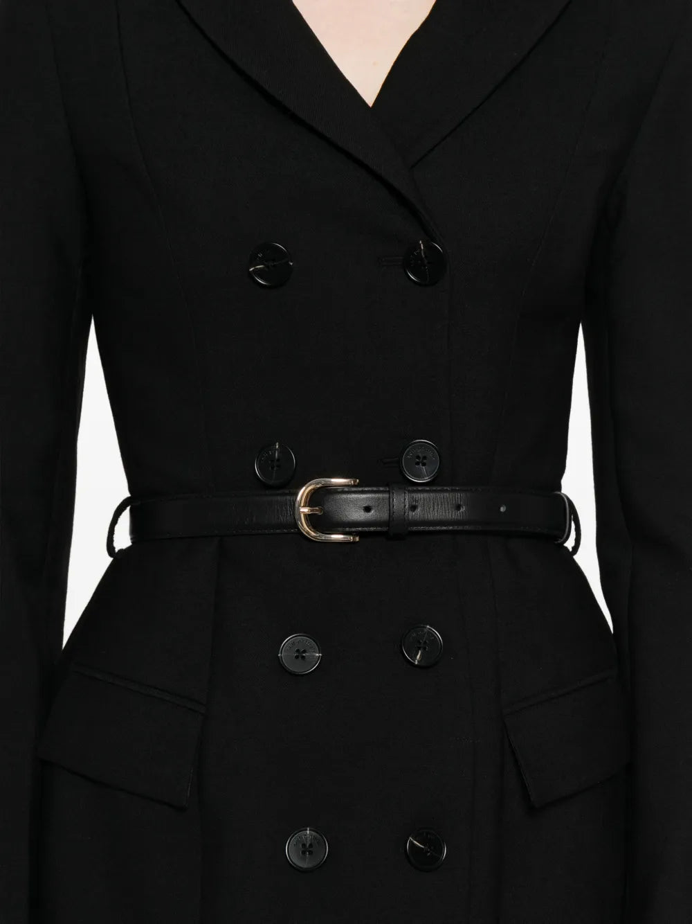 Minišaty s dvojitým řádkem a páskem