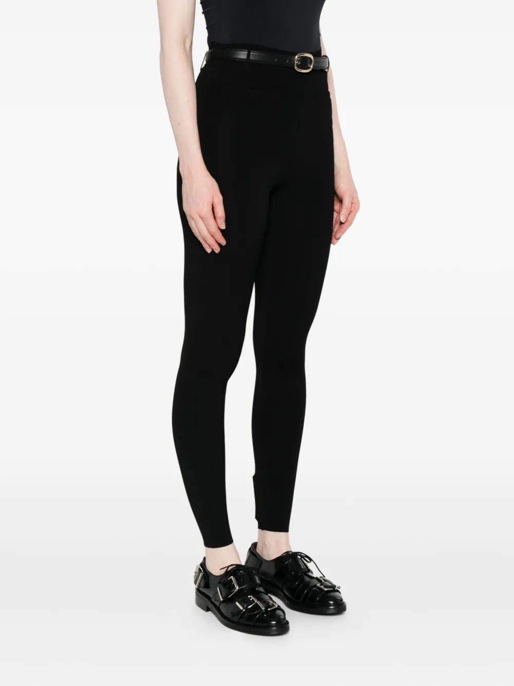 Pletené nohavice s opaskom