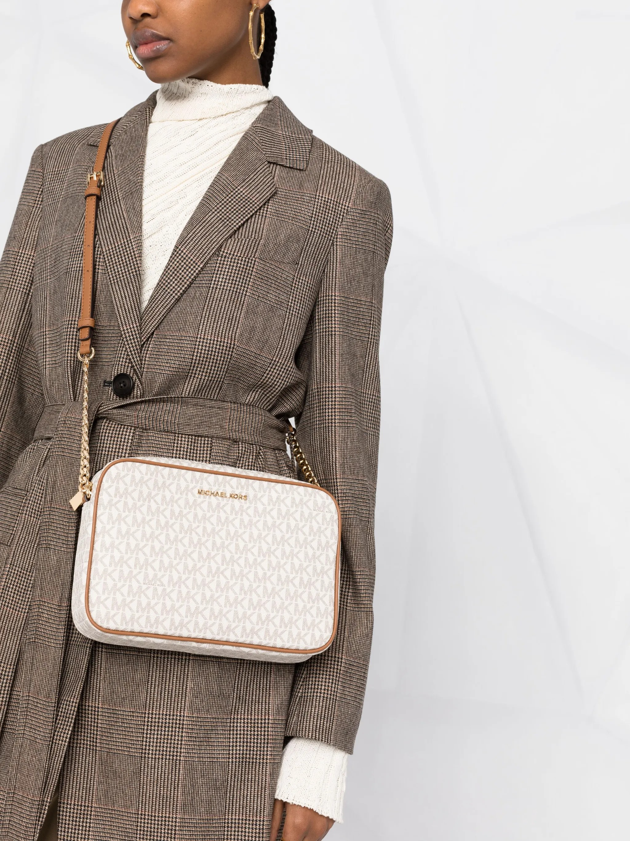 Jet Set Shoulder Bag