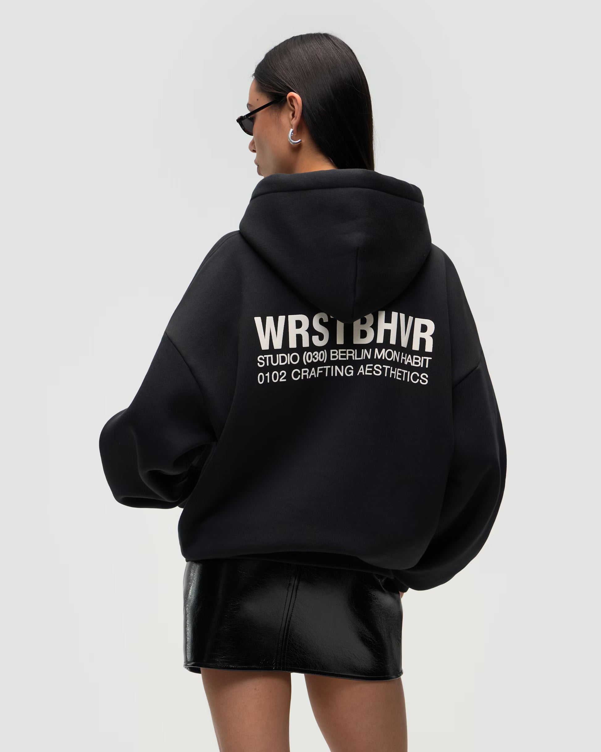 STUDIO V12 Mikina s kapucňou