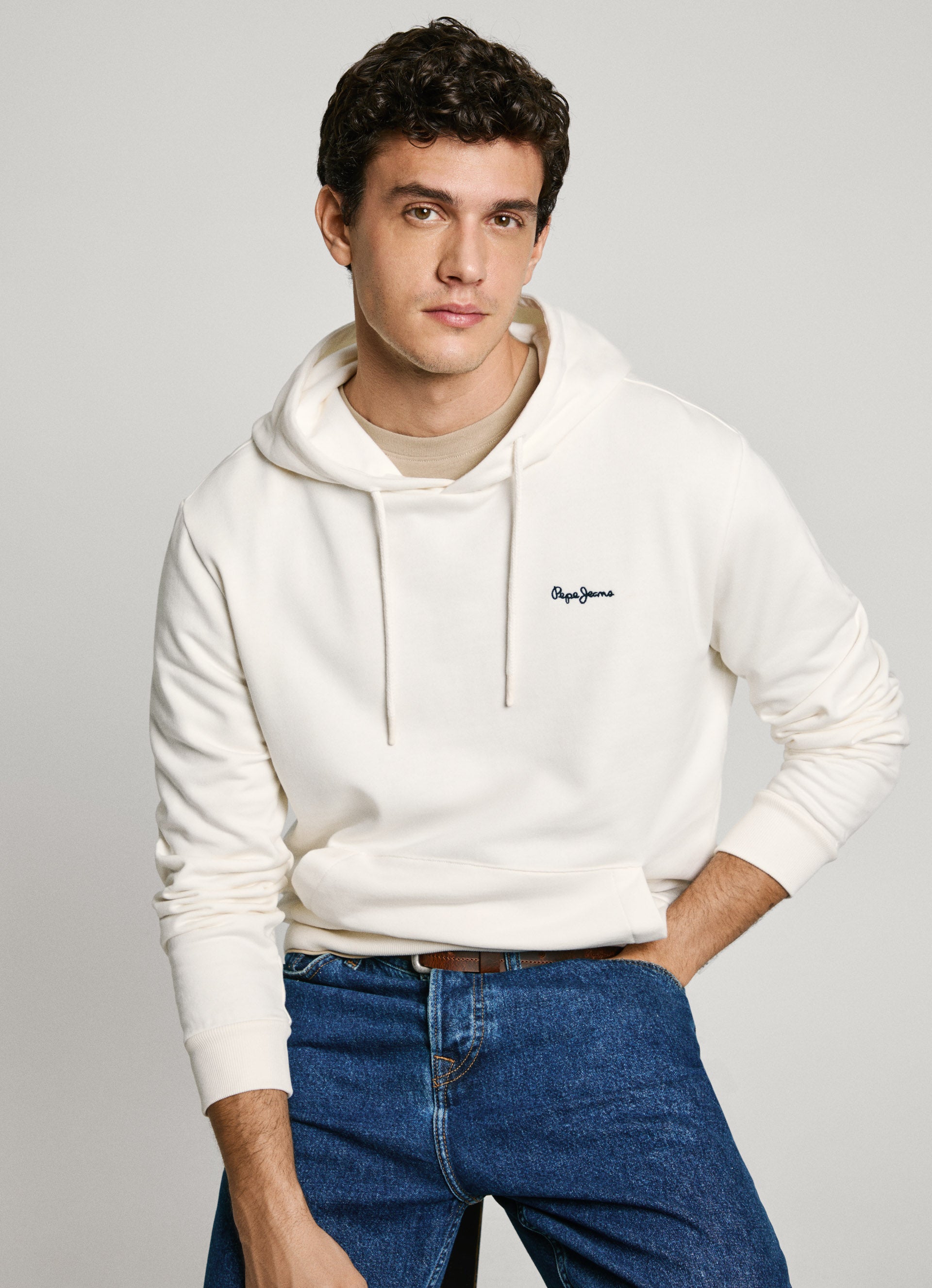 Essential mikina s kapucňou