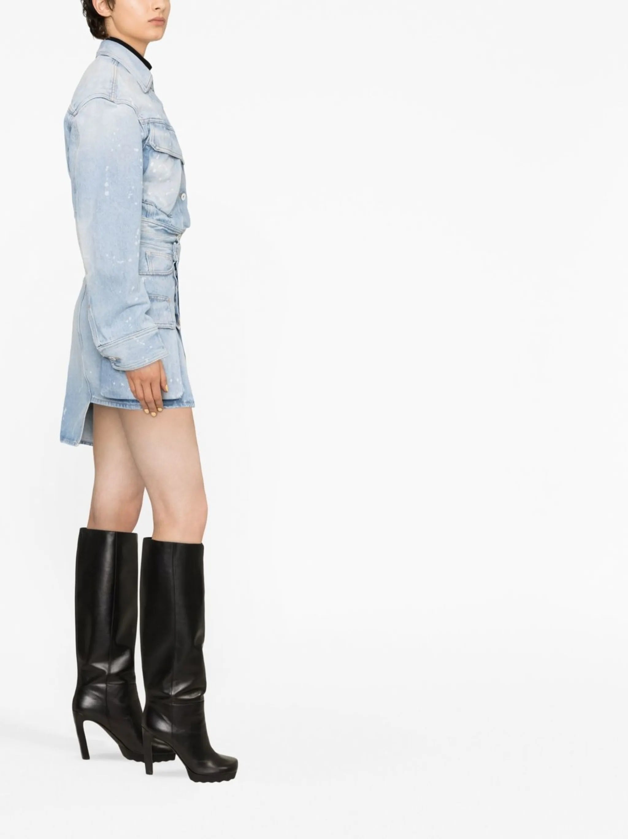 Džínová bunda s cropped střihem v distressed vzhledu