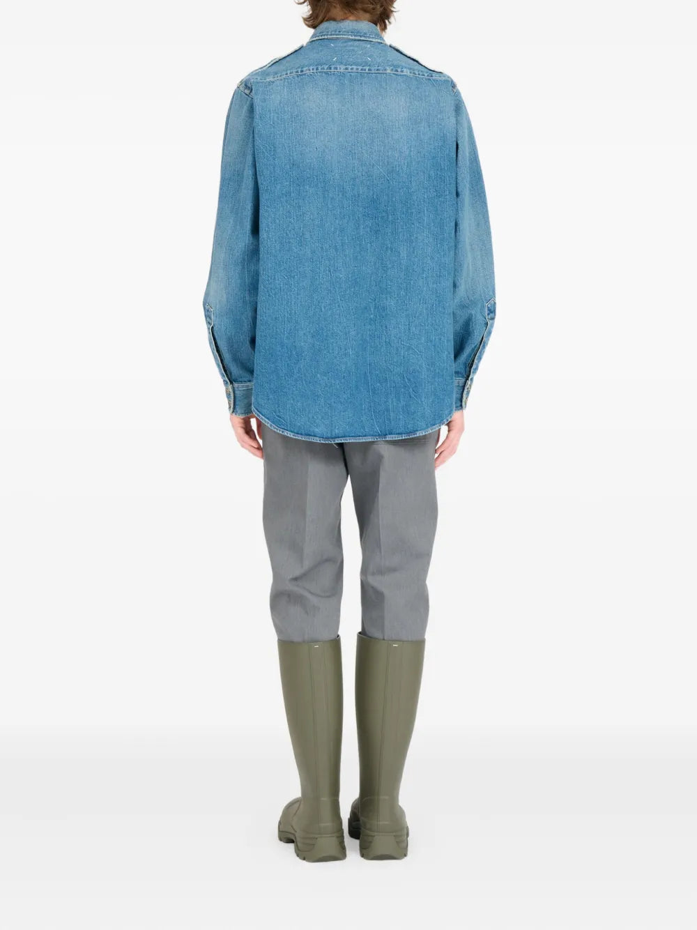 Jeanshemd mit aufgesetzten Taschen