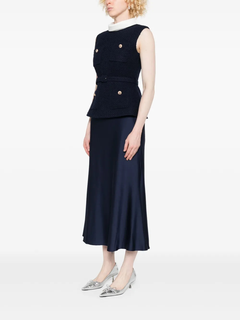 Šaty ve vrstveném vzhledu