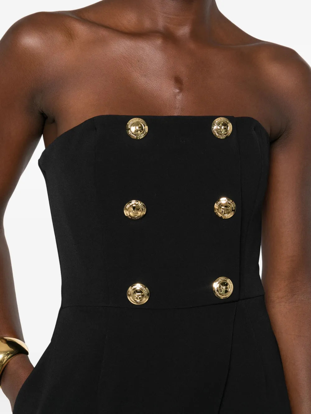 Šaty s knoflíkovou légou