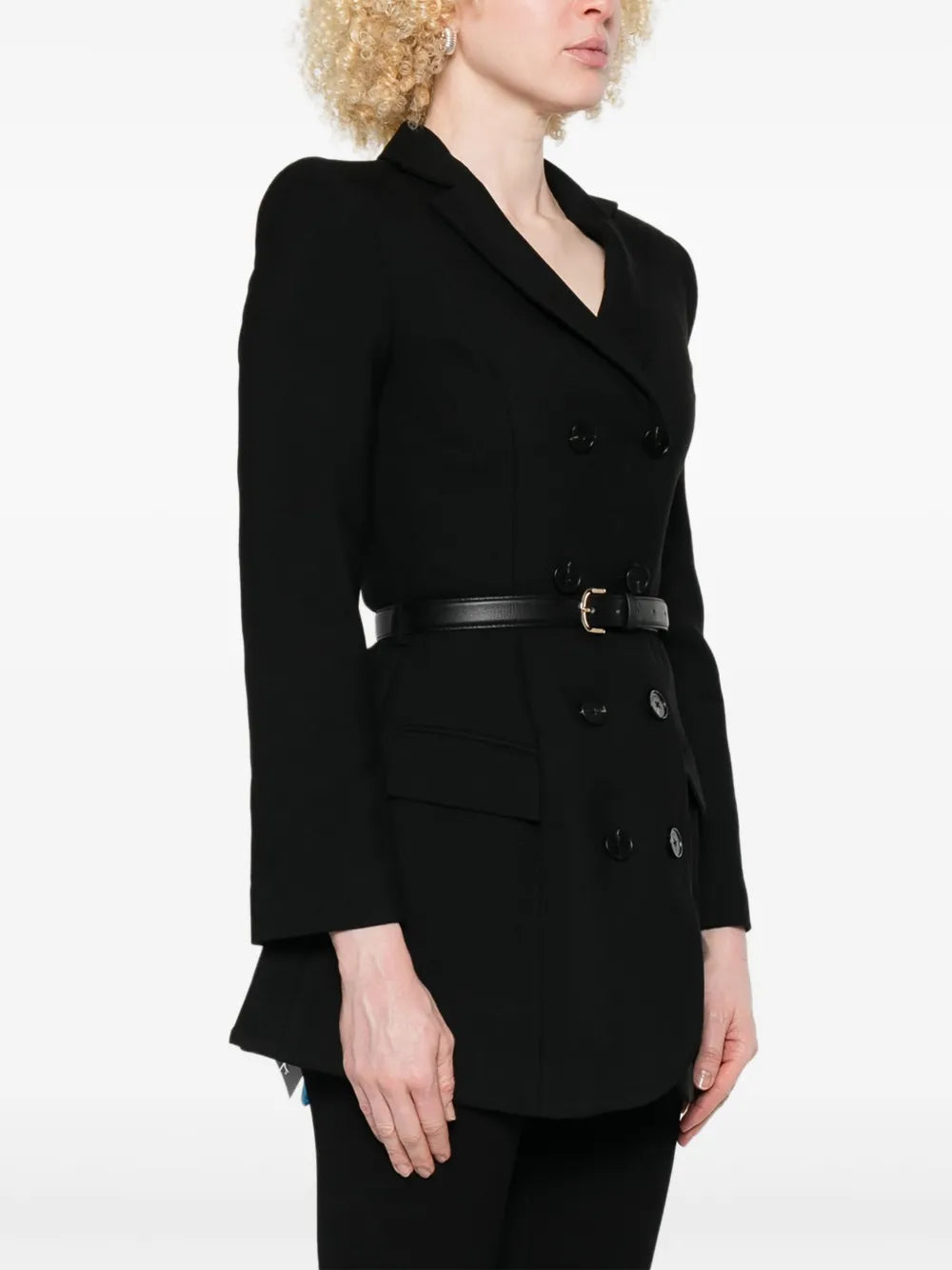 Minišaty s dvojitým řádkem a páskem