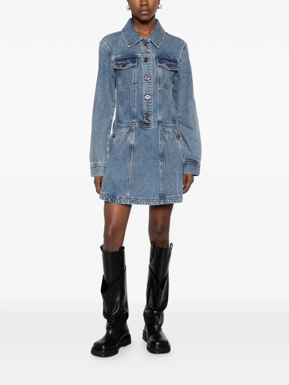 Šaty s kapsou na knoflíky