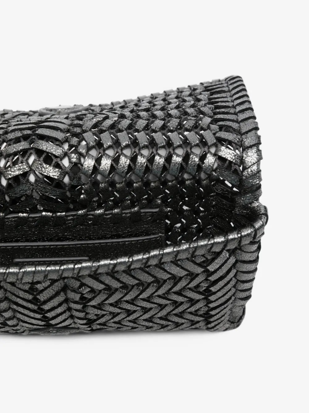 The Neeson Clutch mit Quaste
